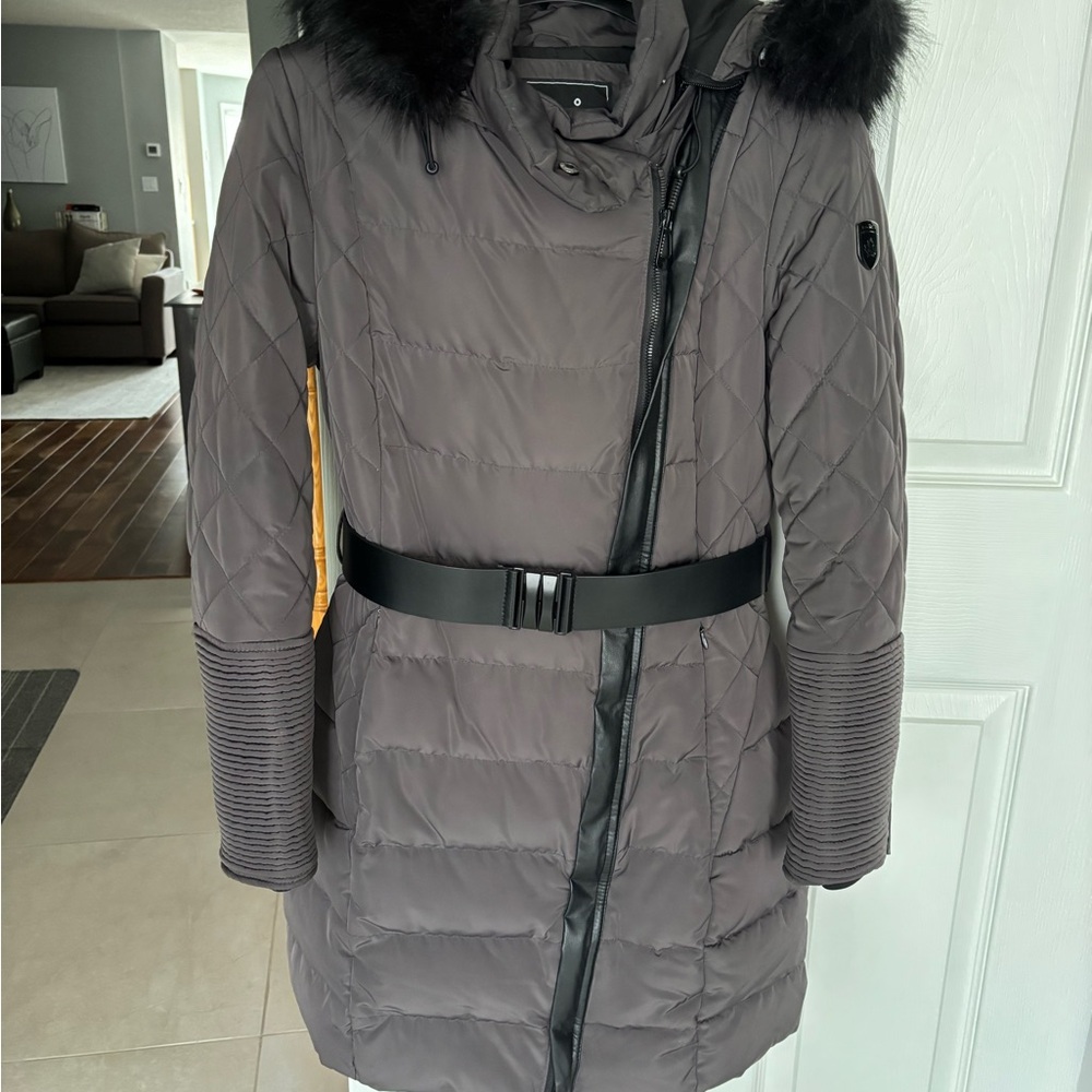 Noize Taupe Quilted Ski Jacket with Black Belt and Faux Fur Hood